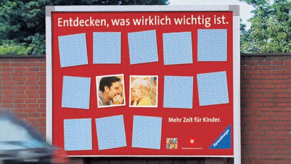 Schindler Parent Unternehmenskommunikation für Ravensburger - Aussenwerbung.