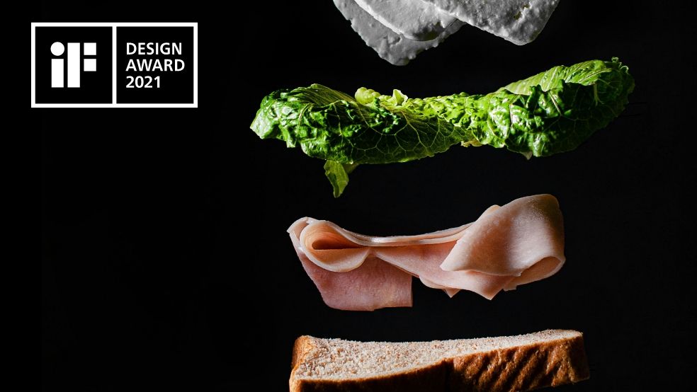 IF Design Award Packagingdesign GAFA Schwebendes Sandwich auf schwarzem Hintergrund